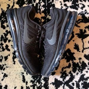 Black Nike Air Max Size 7.5 Men